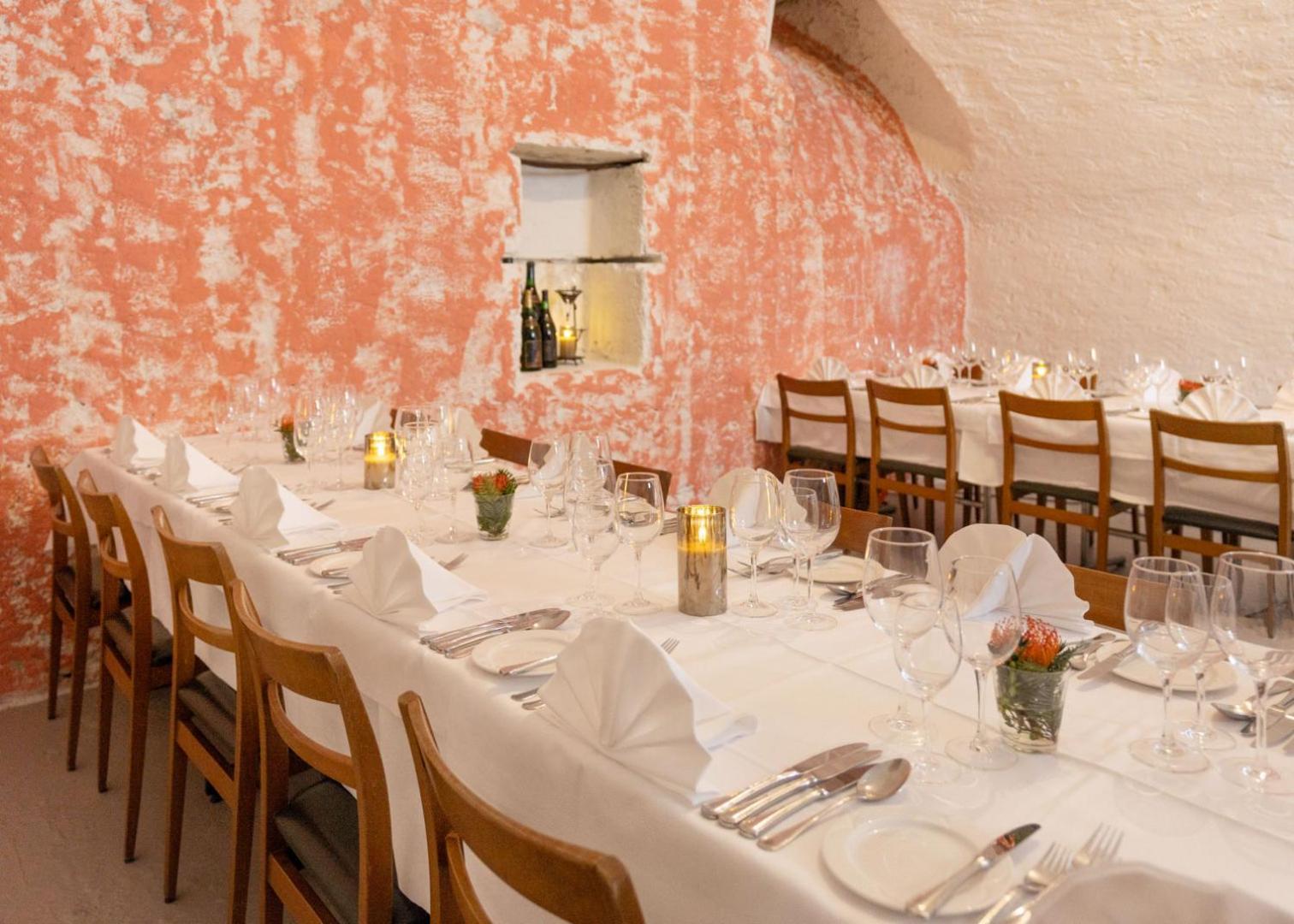 Hotel Restaurant Kreuz Kaiserstuhl Exterior photo