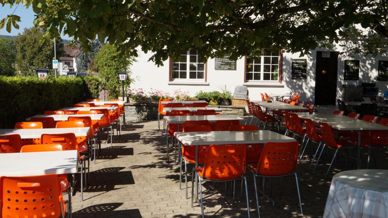 Hotel Restaurant Kreuz Kaiserstuhl Exterior photo